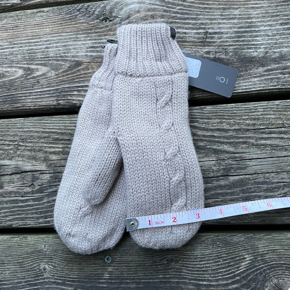 Mittens: Hot Paws Women's Knit Mittens with Fleece Lining - Picture 7 of 8